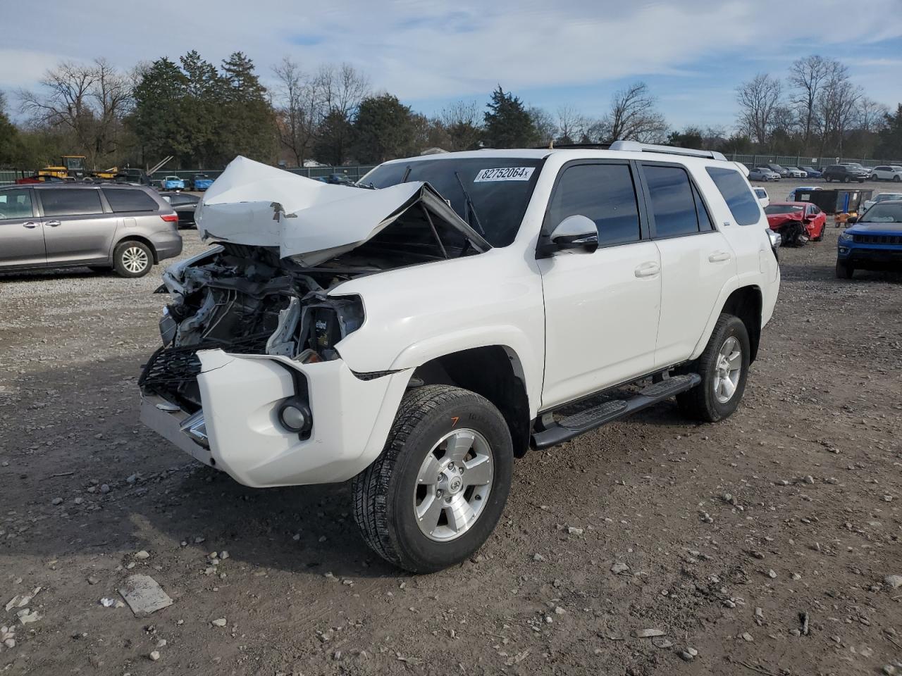 VIN JTEBU5JR4G5295037 2016 TOYOTA 4RUNNER no.1