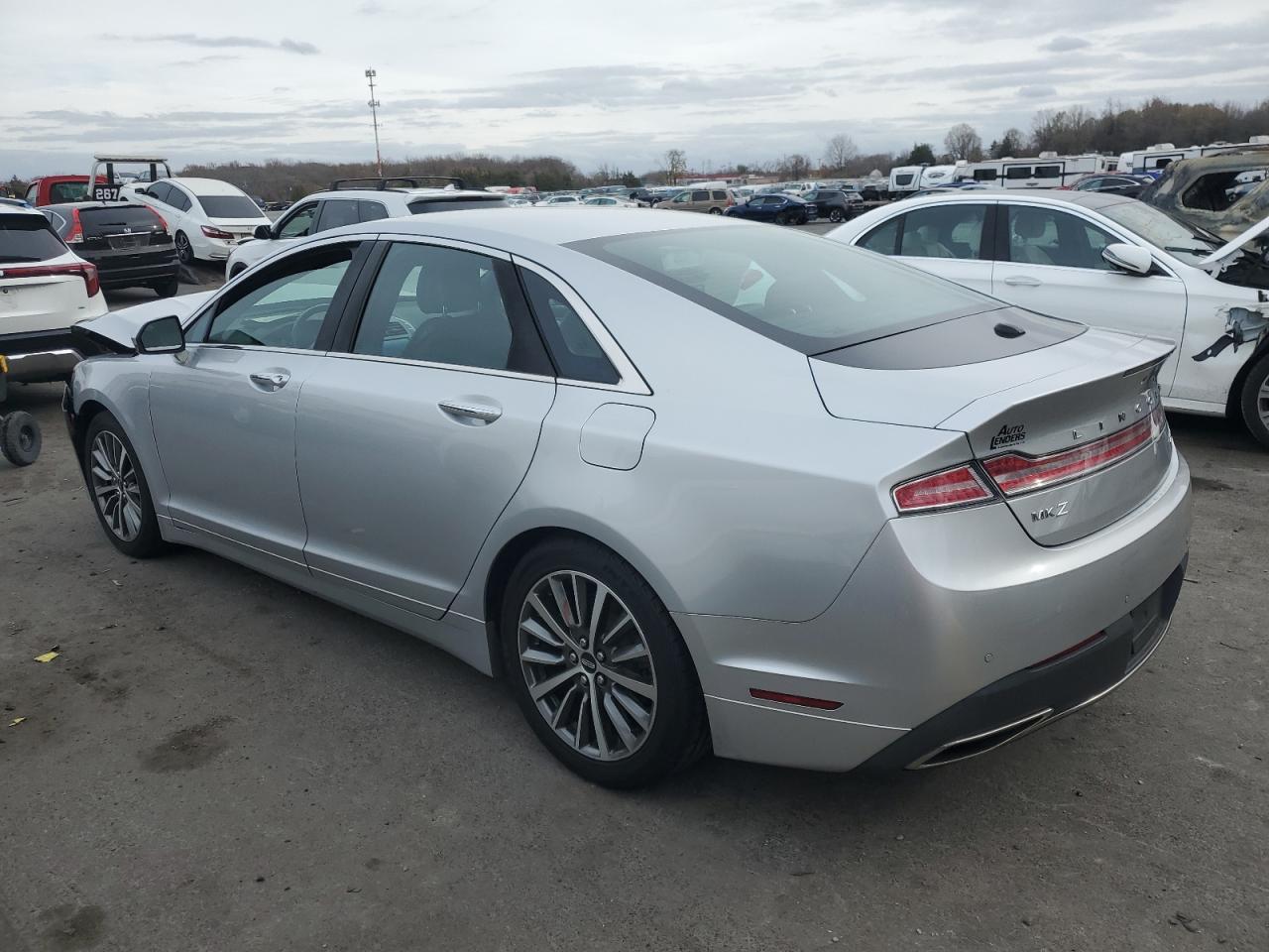 2019 Lincoln MKZ - Image 2