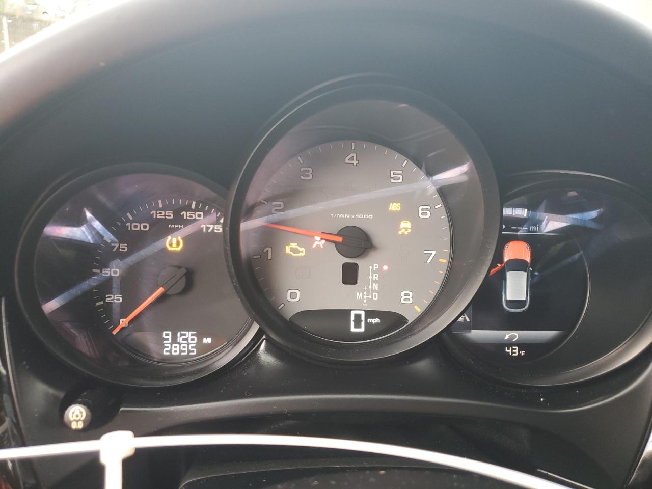 2020 Porsche Macan - Image 9