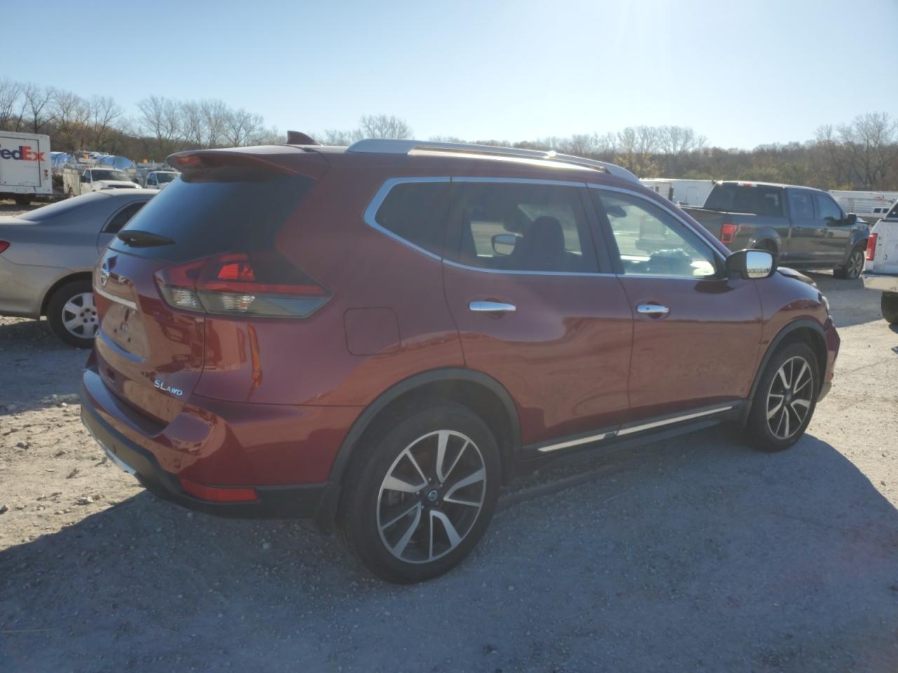 2019 Nissan Rogue - Image 3