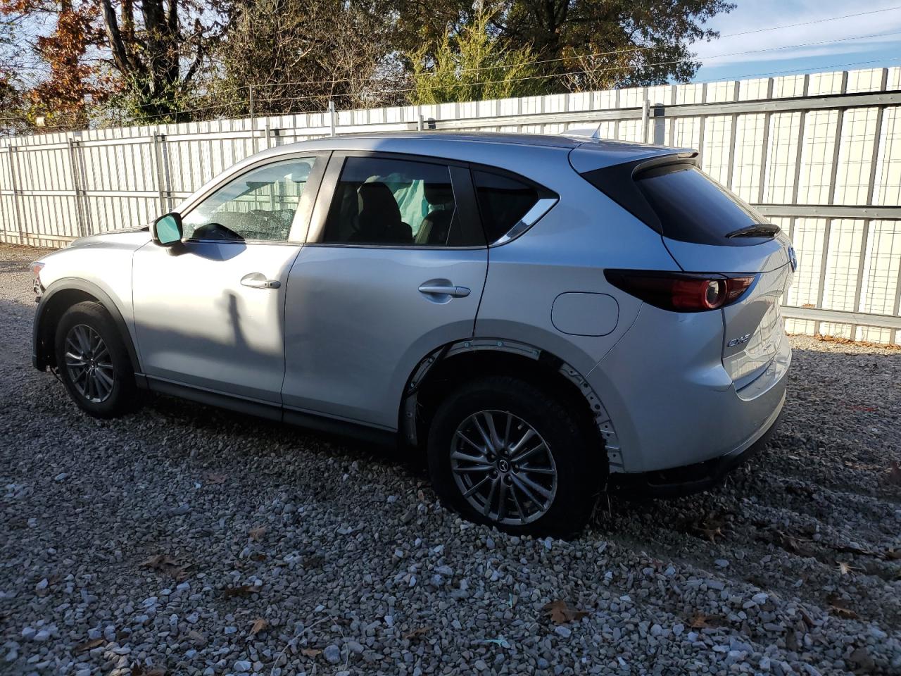 2017 Mazda CX-5 - Image 2