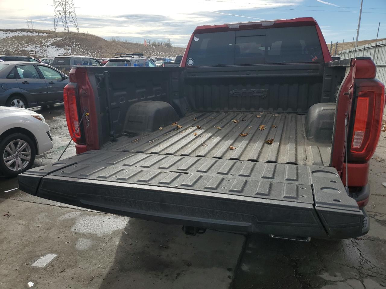 2022 GMC Sierra K1500 At4 VIN: 3GTUUEET4NG613313 Lot: 81170044