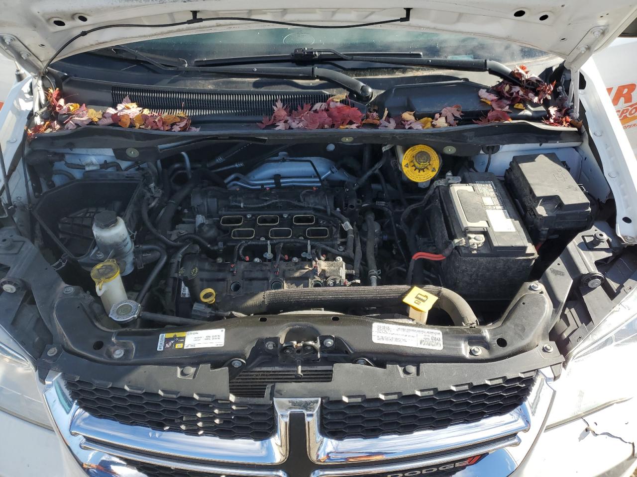 2019 Dodge Caravan - Image 12