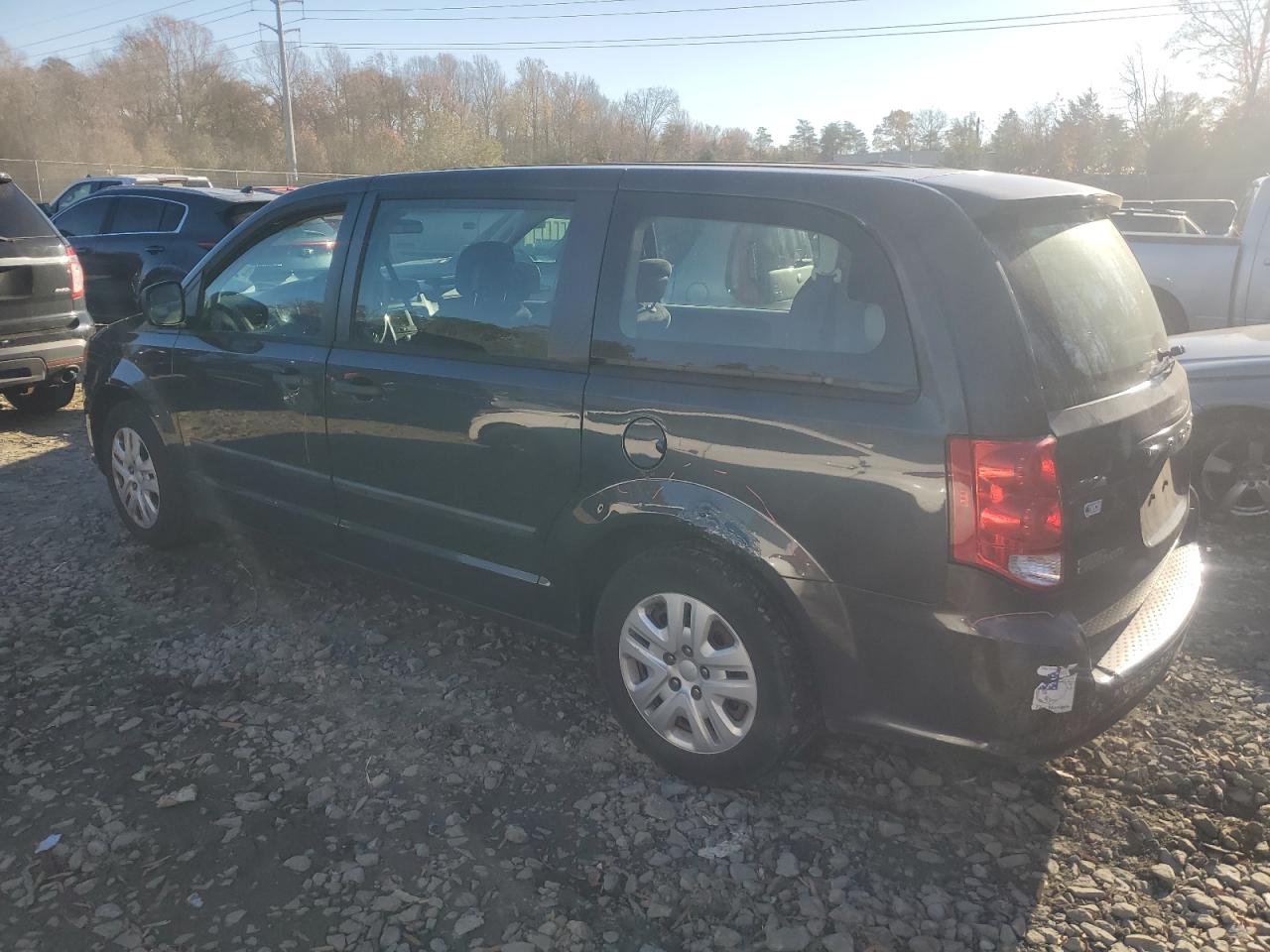 2013 Dodge Caravan - Image 2
