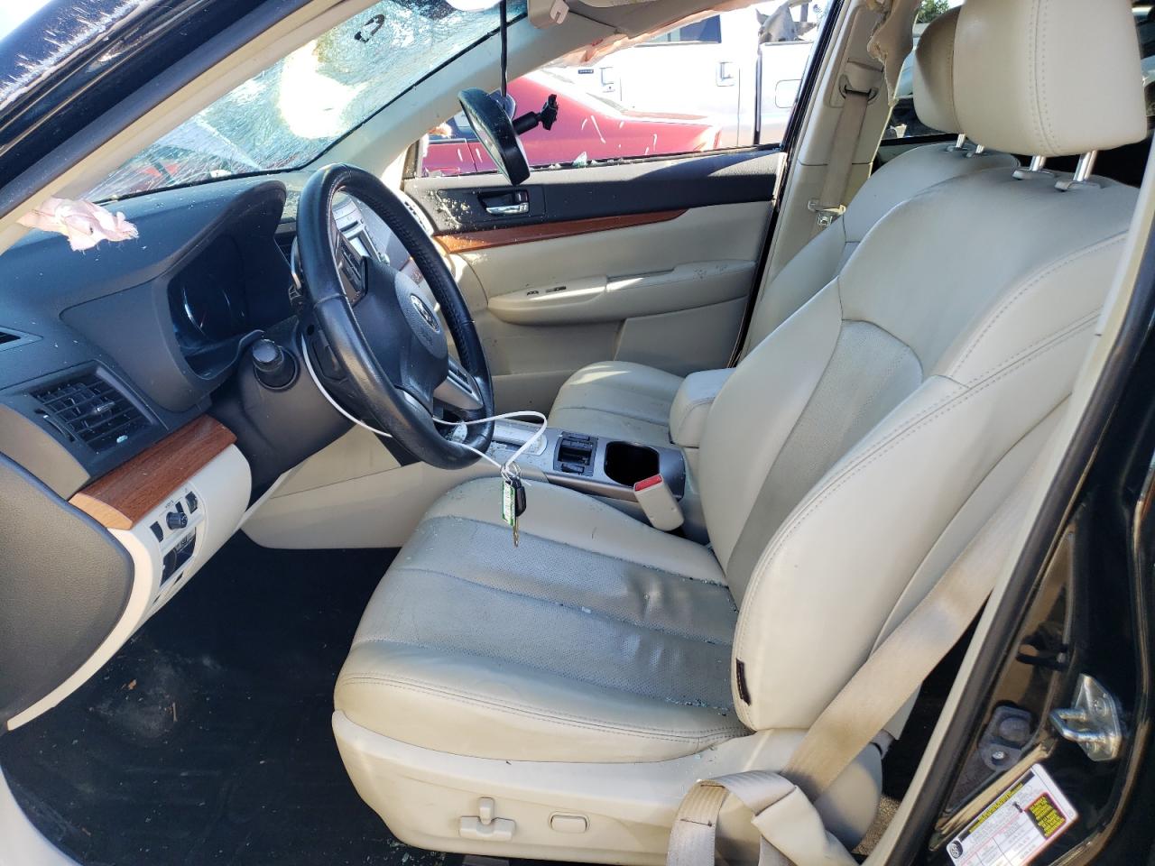 2013 Subaru Outback - Image 7