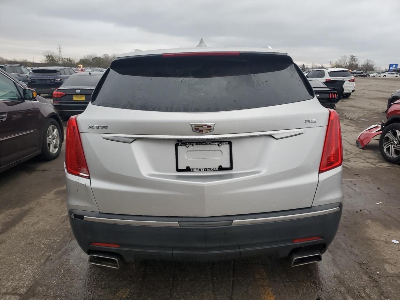 VIN 1GYKNERS4JZ154116 2018 CADILLAC XT5 no.6