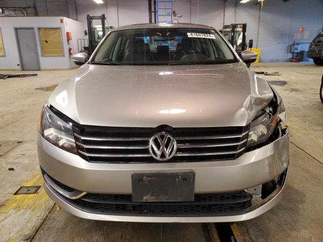  VOLKSWAGEN PASSAT 2014 Gray