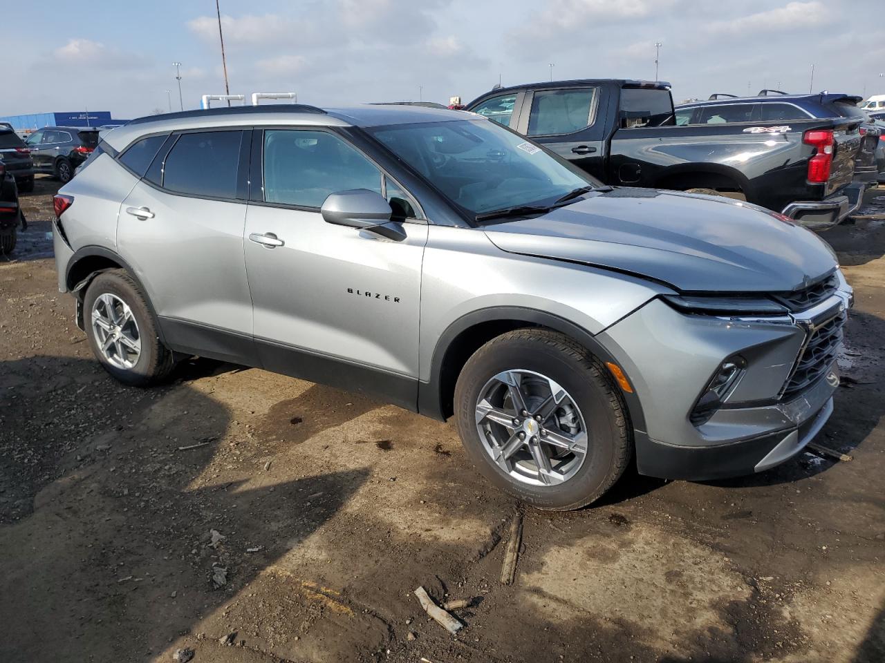 2023 Chevrolet Blazer - Image 4