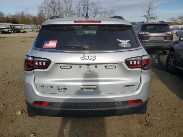  JEEP COMPASS 2024 Srebrny