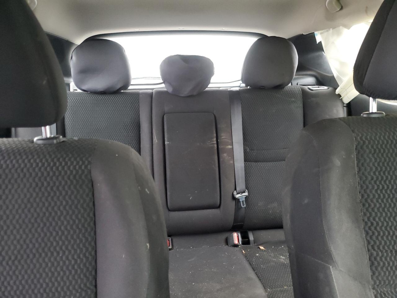 2018 Nissan Rogue - Image 10