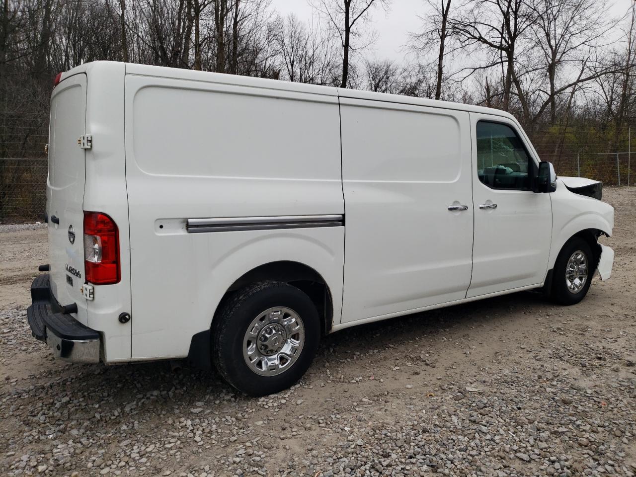 2014 Nissan NV - Image 3