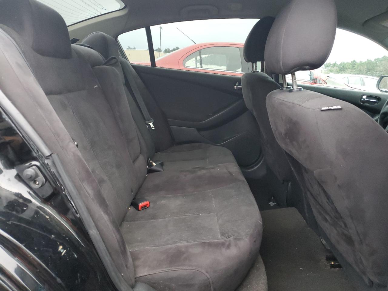 2010 Nissan Altima - Image 10