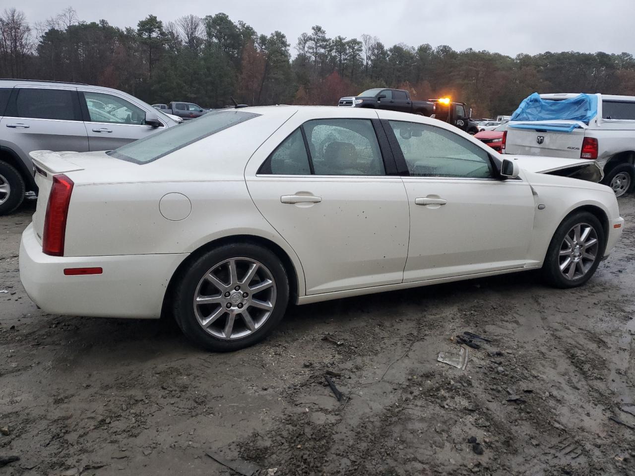 2007 Cadillac STS - Image 3