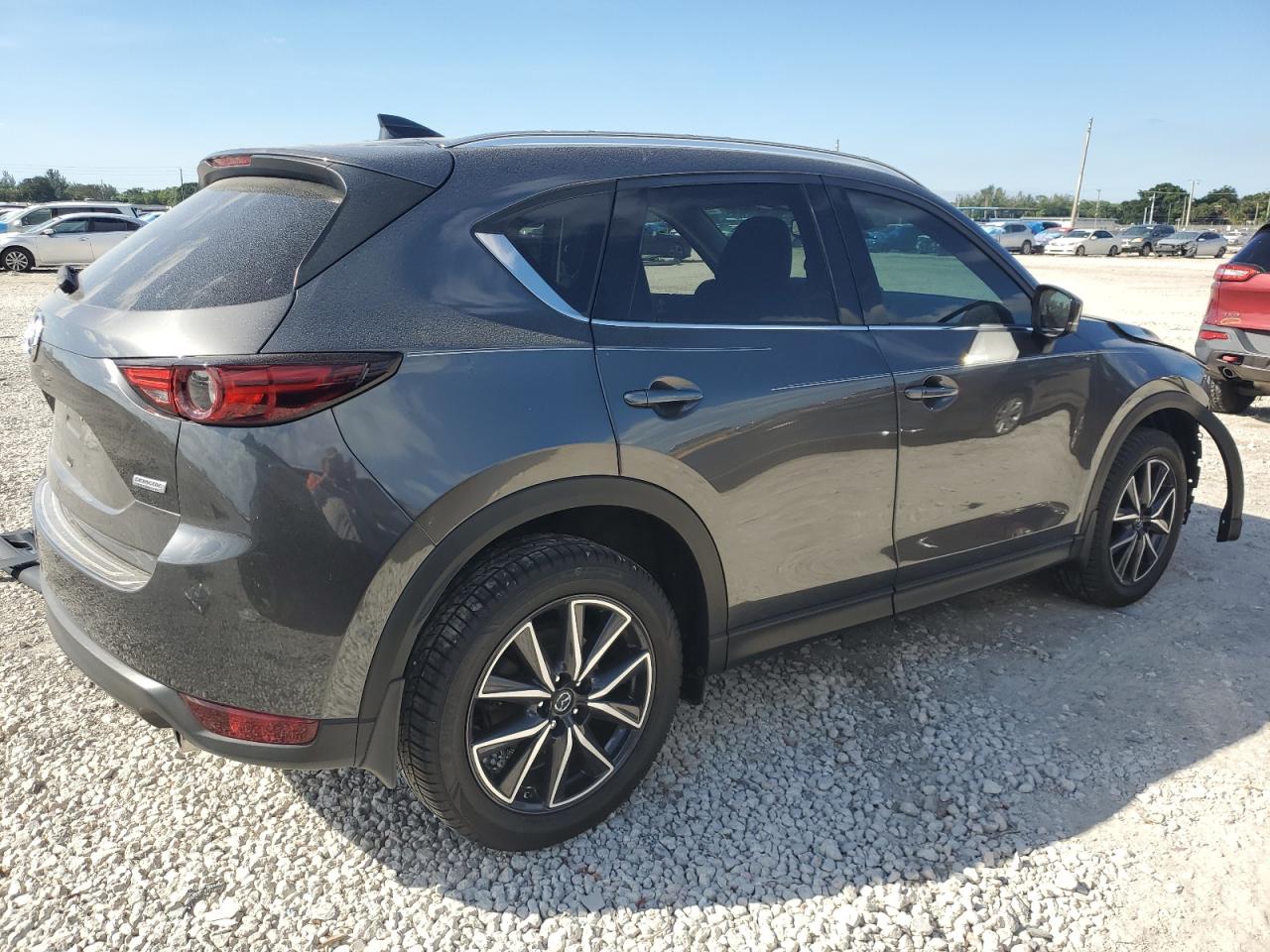 2017 Mazda CX-5 - Image 3