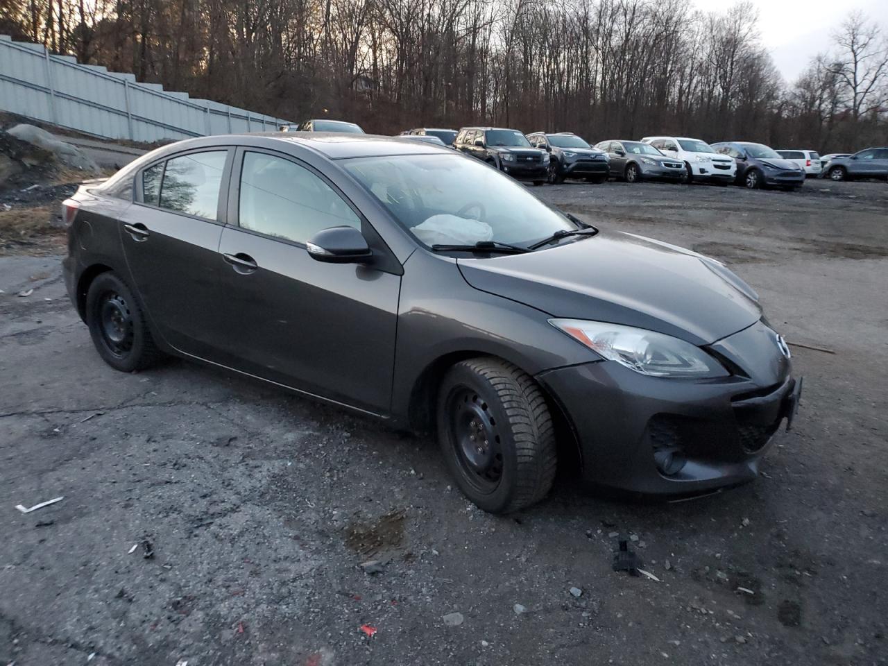 2012 Mazda 3 - Image 4