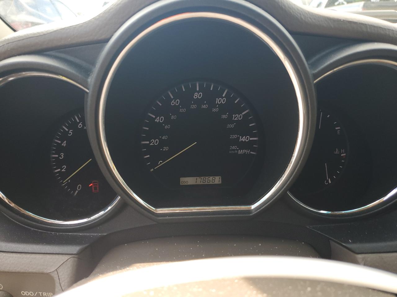 2008 Lexus RX - Image 9