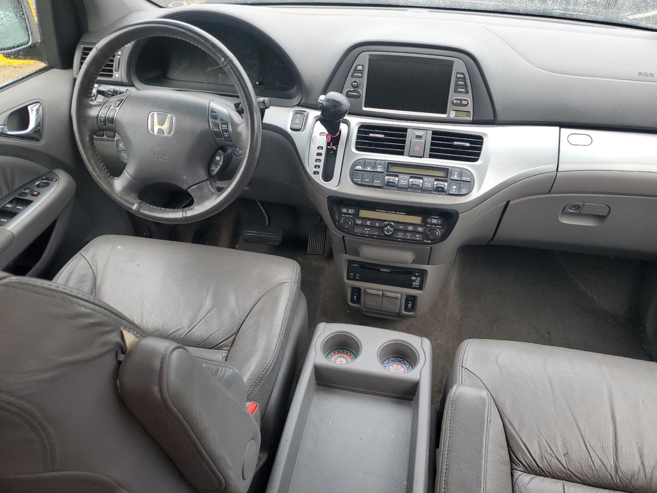 2009 Honda Odyssey - Image 8