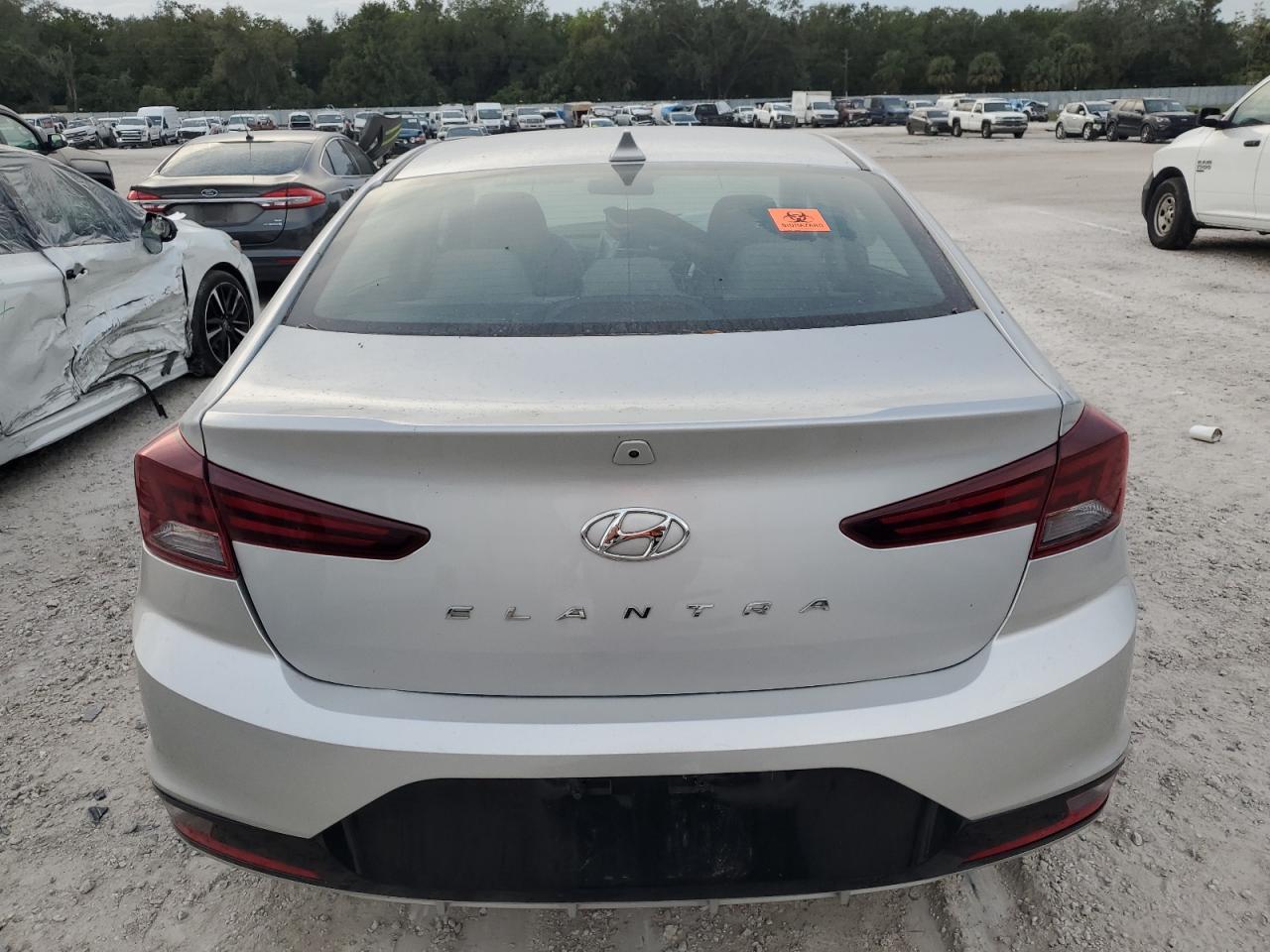 2019 Hyundai Elantra - Image 6