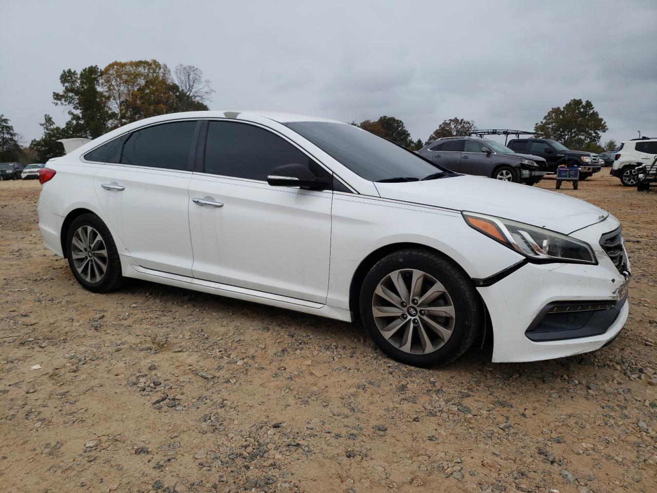 2016 Hyundai Sonata - Image 4