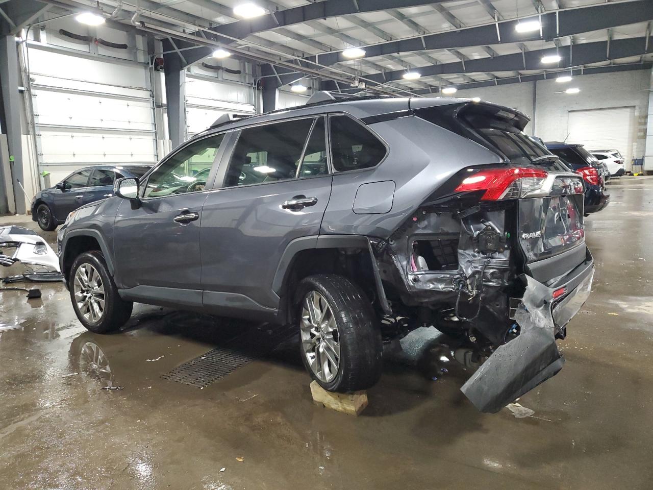 2021 Toyota RAV 4 - Image 2