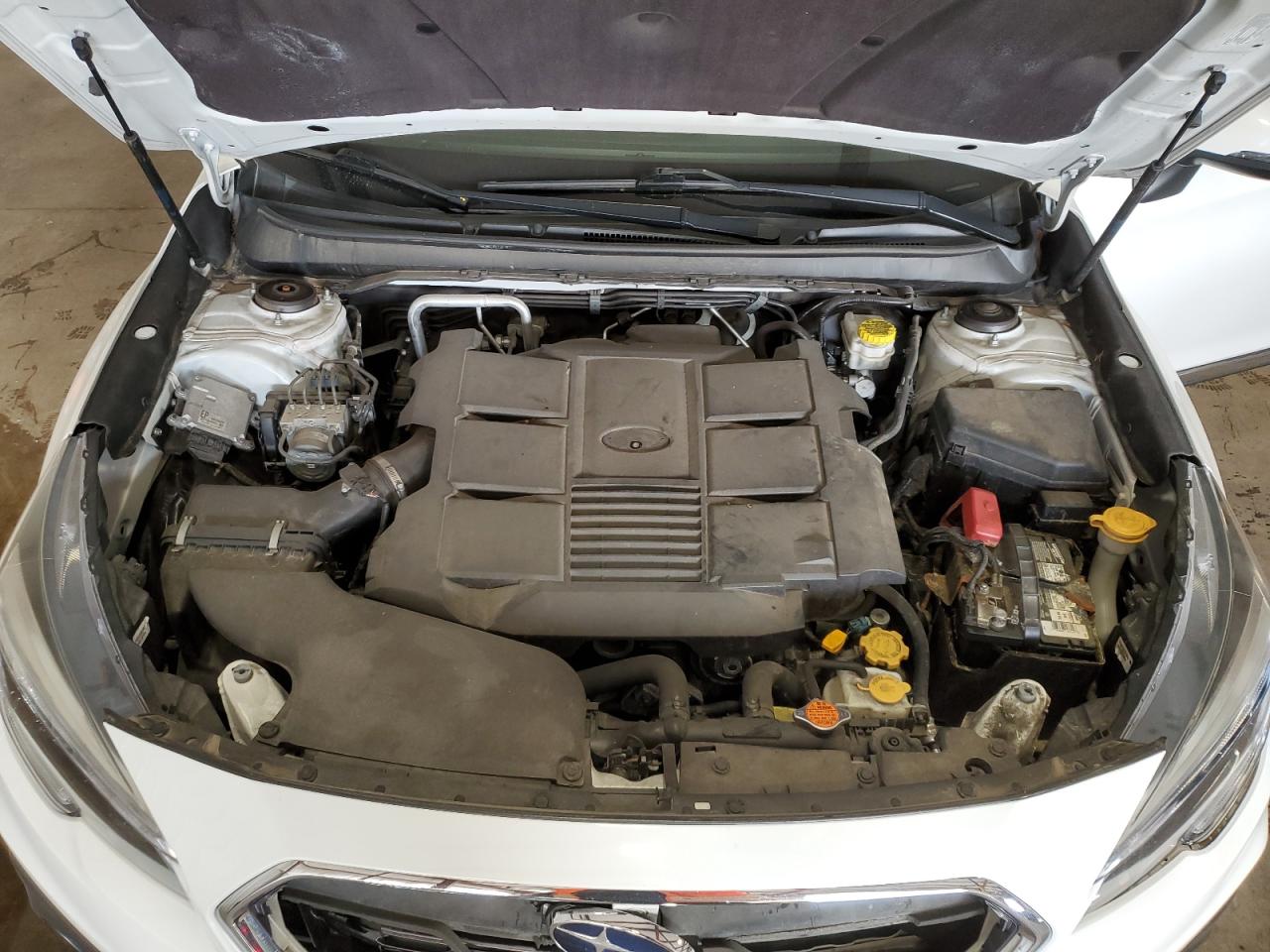 2019 Subaru Outback - Image 10