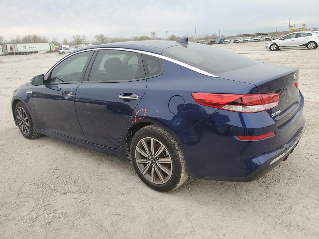 2019 Kia Optima - Image 2