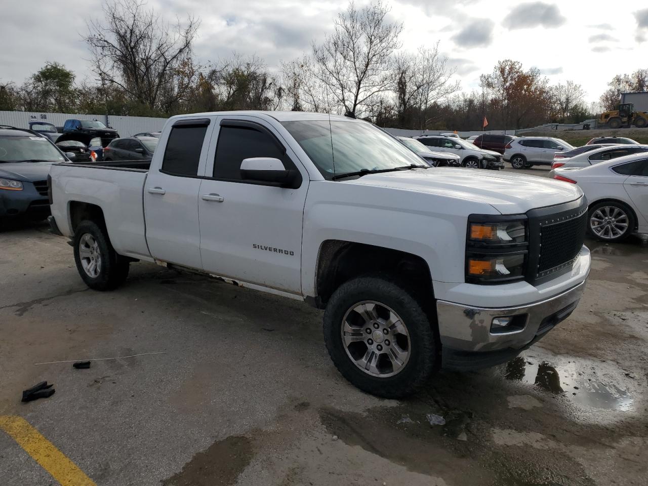 2014 Chevrolet Silverado - Image 4