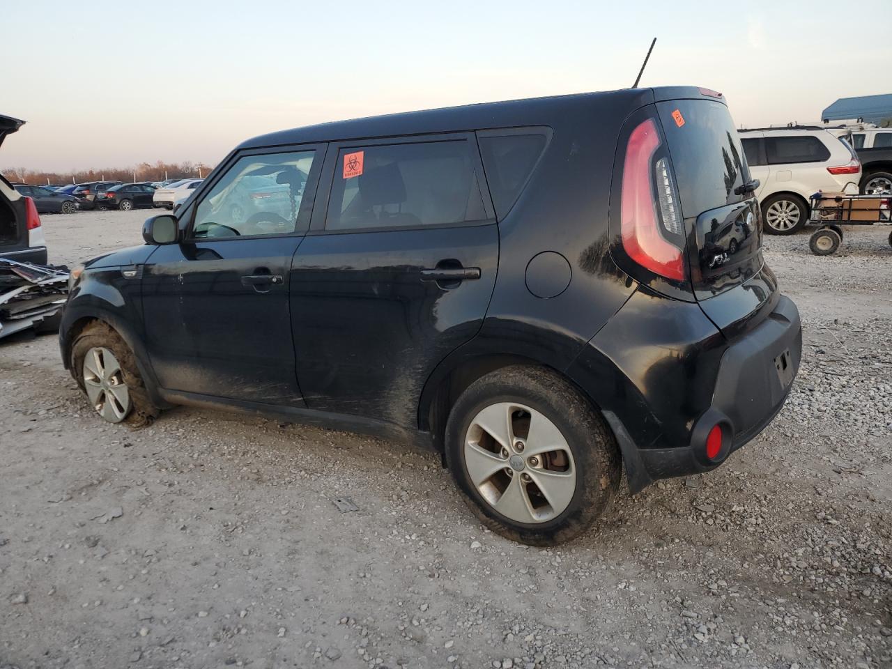 VIN KNDJN2A22E7065139 2014 KIA SOUL no.2