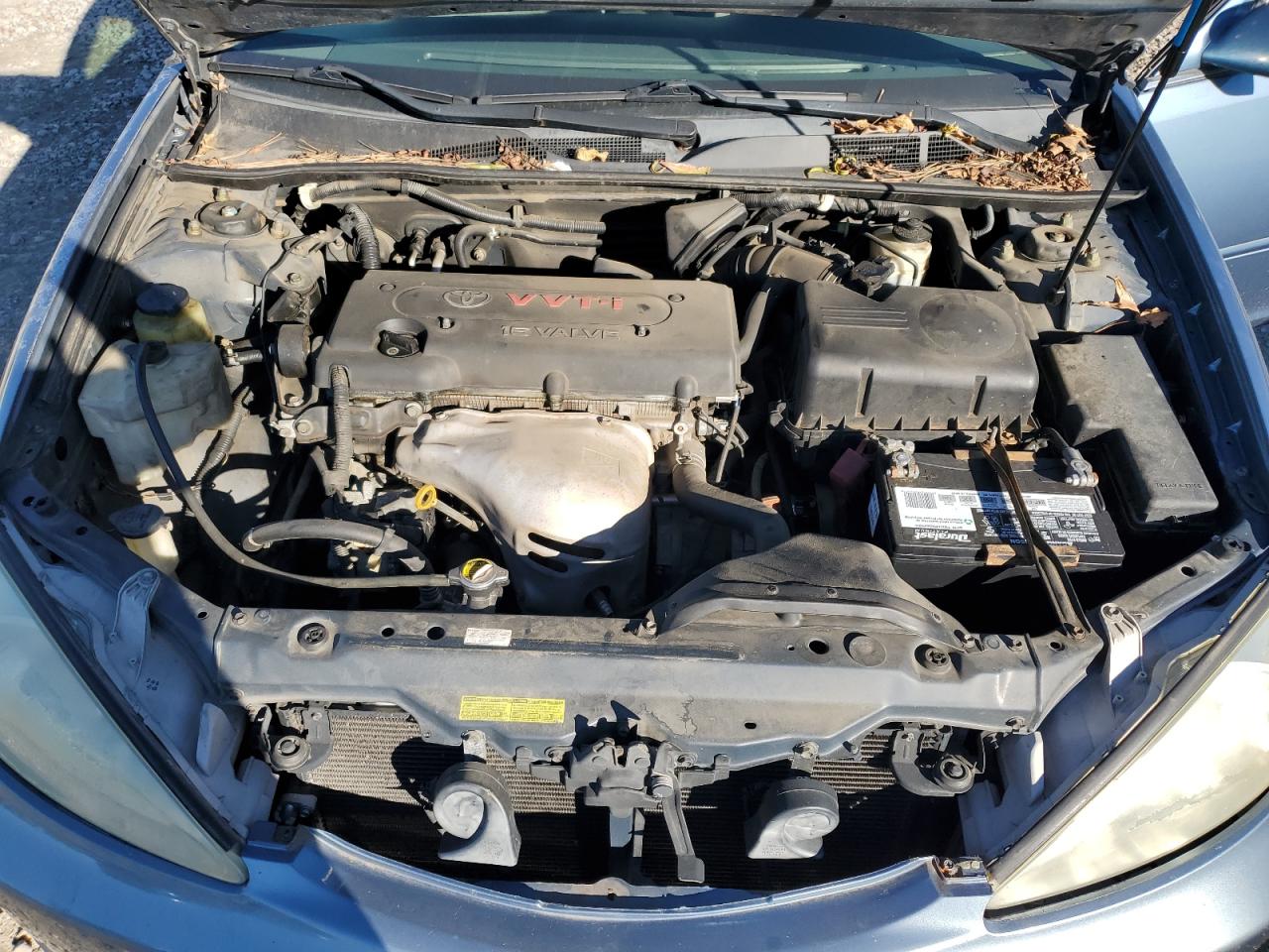 2004 Toyota Camry - Image 12