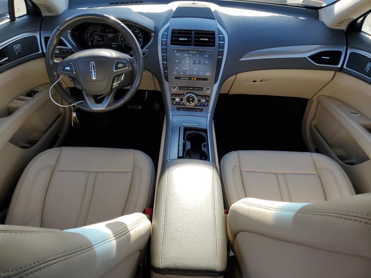 2020 Lincoln MKZ - Image 8
