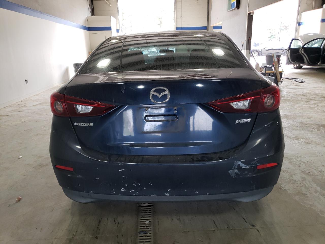 2015 Mazda 3 Sport VIN: 3MZBM1U71FM140037 Lot: 79012884