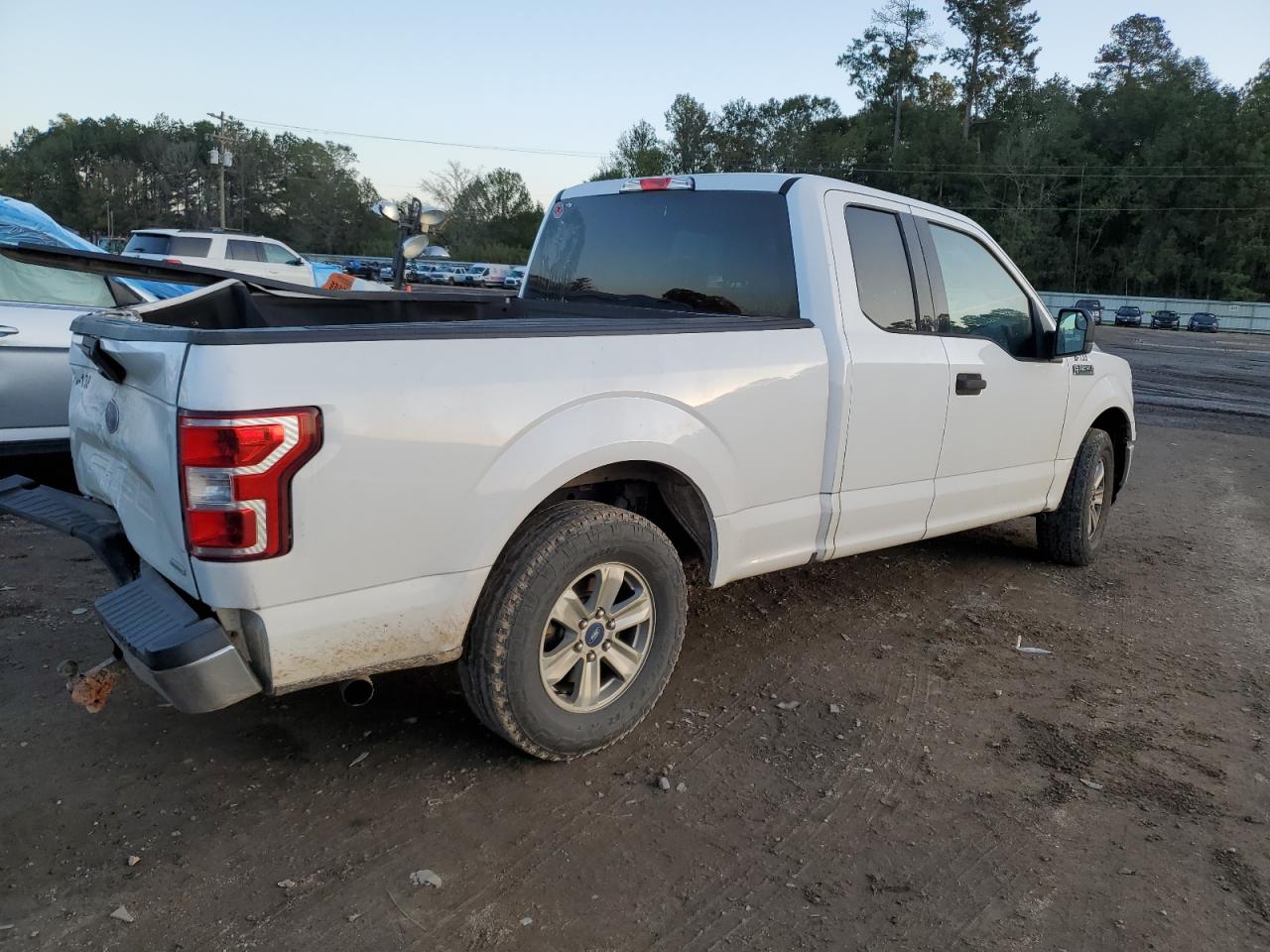 2018 Ford F-150 - Image 4