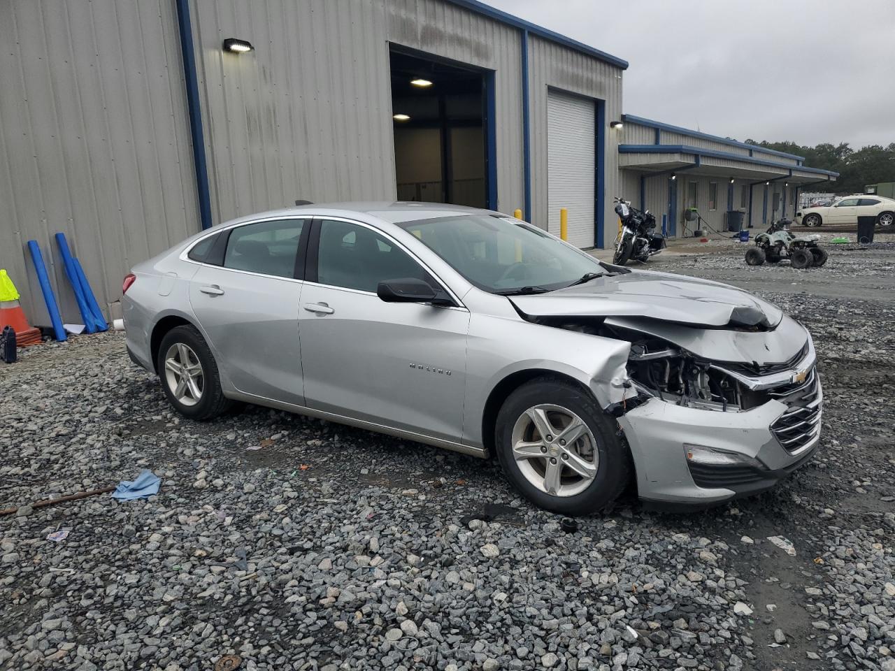 2021 Chevrolet Malibu - Image 4