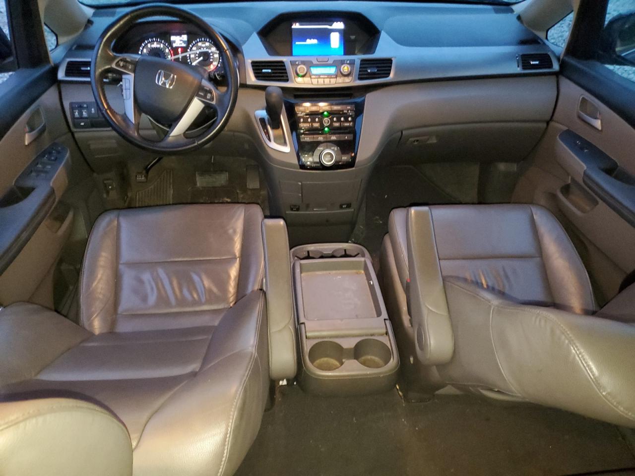 2012 Honda Odyssey - Image 8