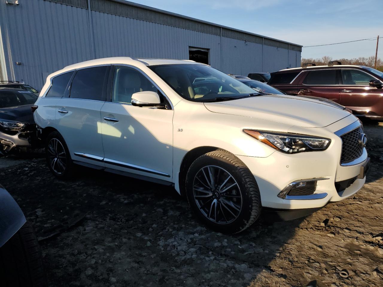 2020 Infiniti QX60 - Image 4