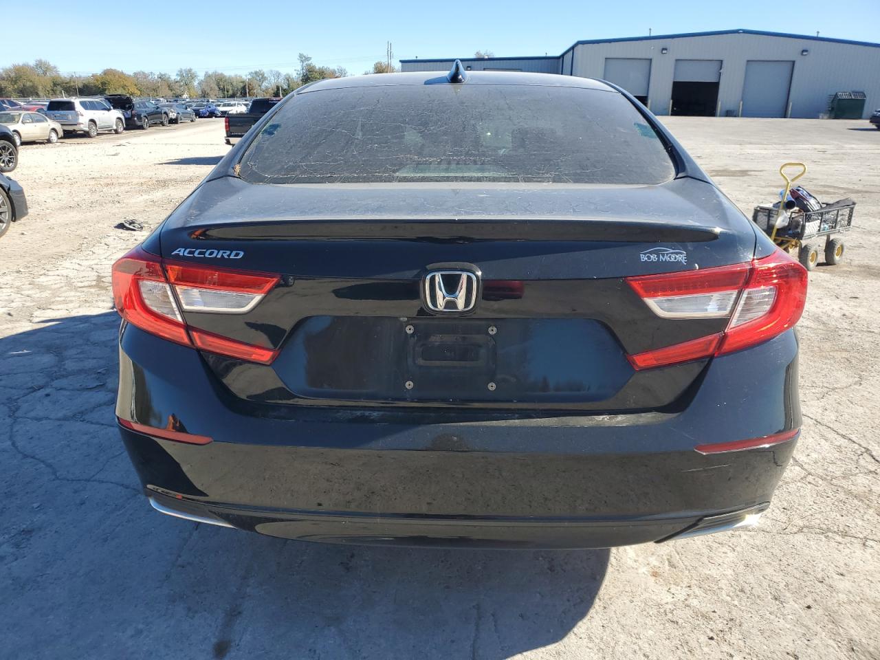 VIN 1HGCV1F10JA207117 2018 HONDA ACCORD no.6