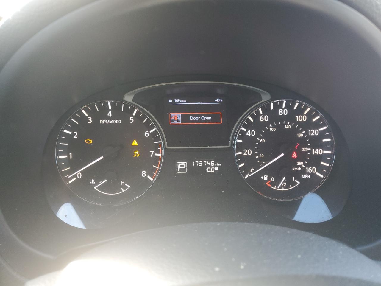 2014 Nissan Altima - Image 9