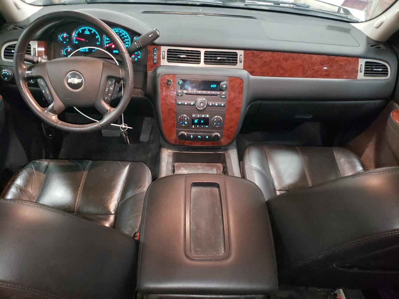 2010 Chevrolet Silverado - Image 8