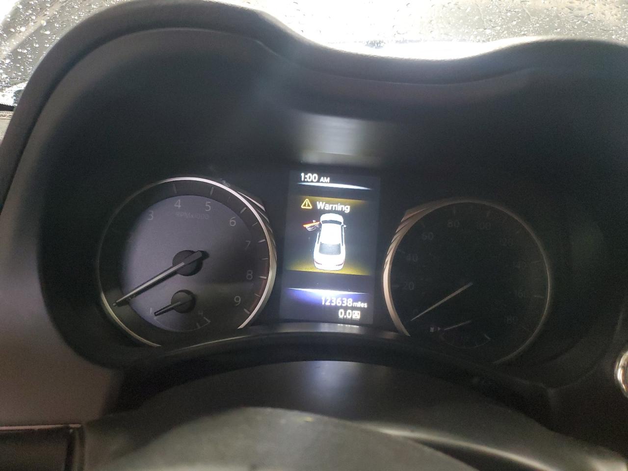 2014 Infiniti Q50 - Image 9