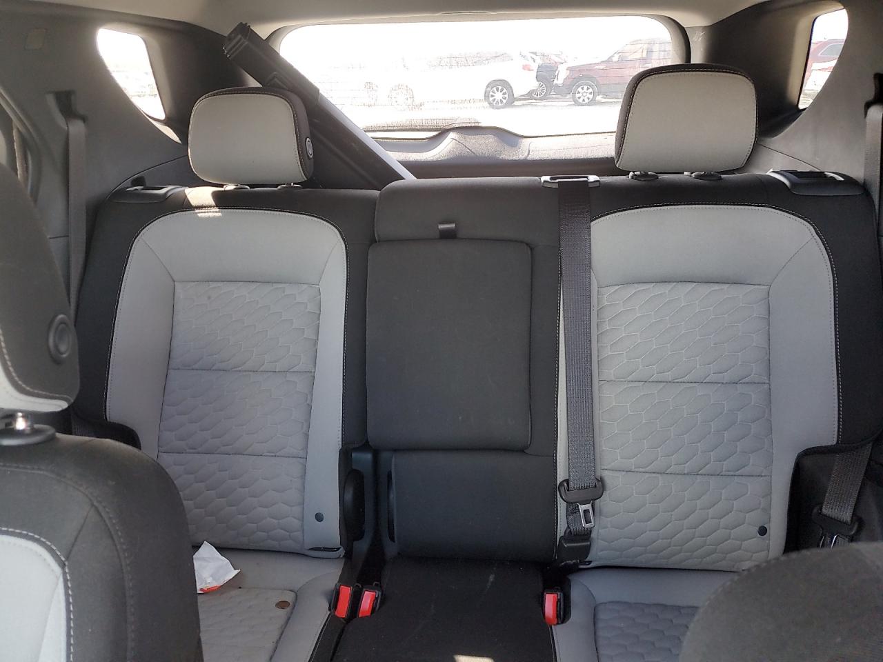 2020 Chevrolet Equinox - Image 10