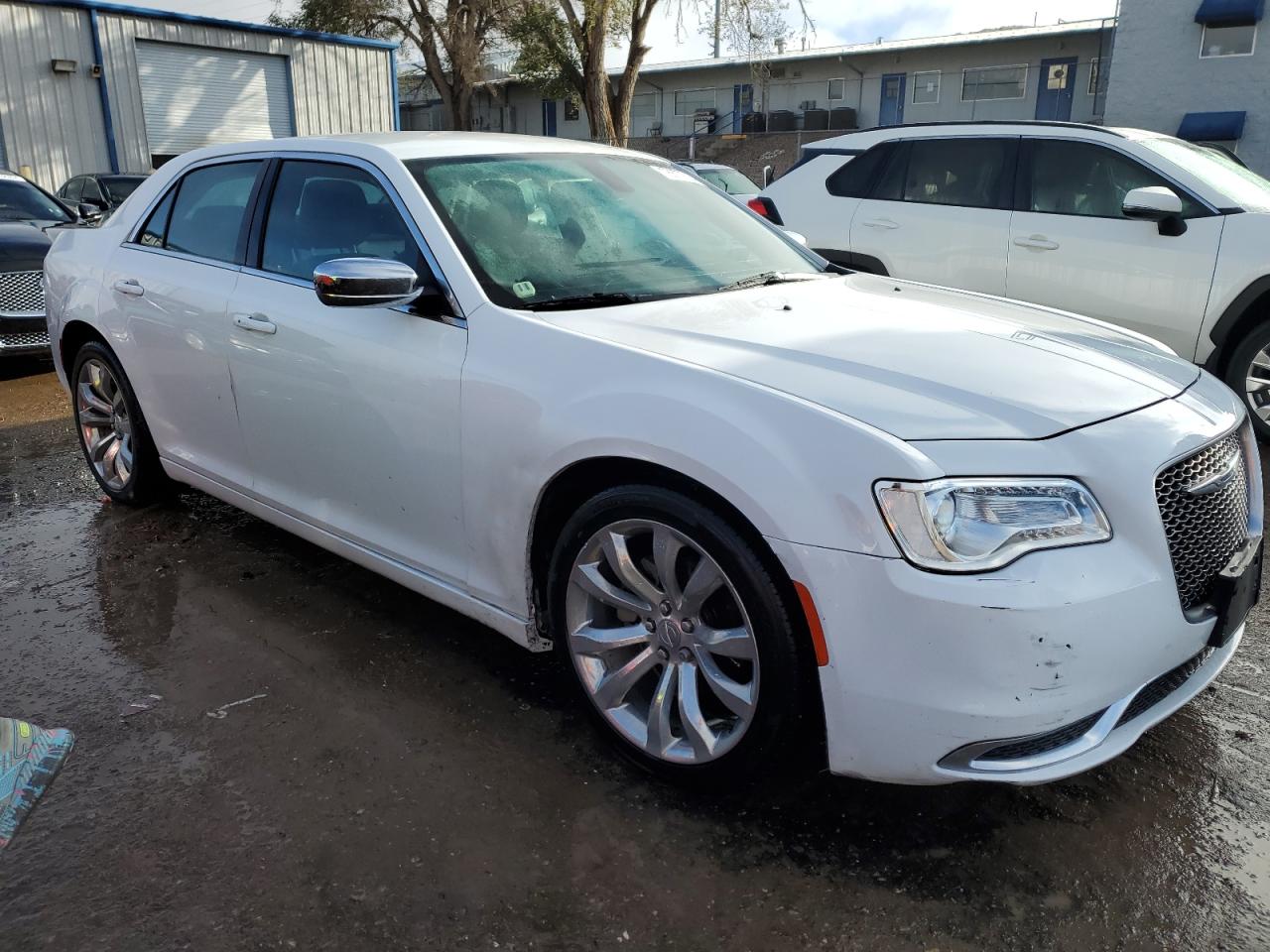 2021 Chrysler 300 - Image 4