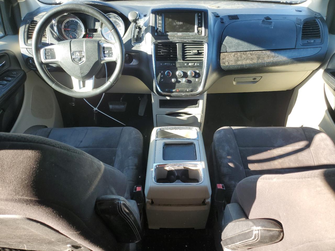 2011 Dodge Caravan - Image 8