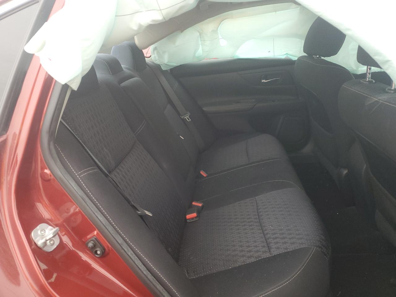 2016 Nissan Altima - Image 10