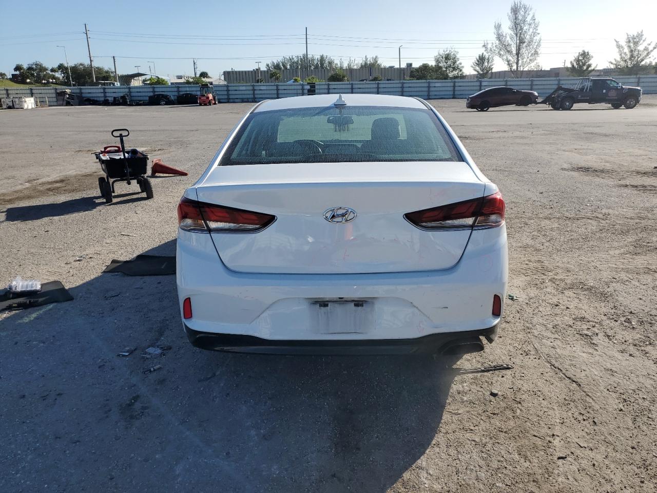 2018 Hyundai Sonata Sport VIN: 5NPE34AF5JH649367 Lot: 79120294