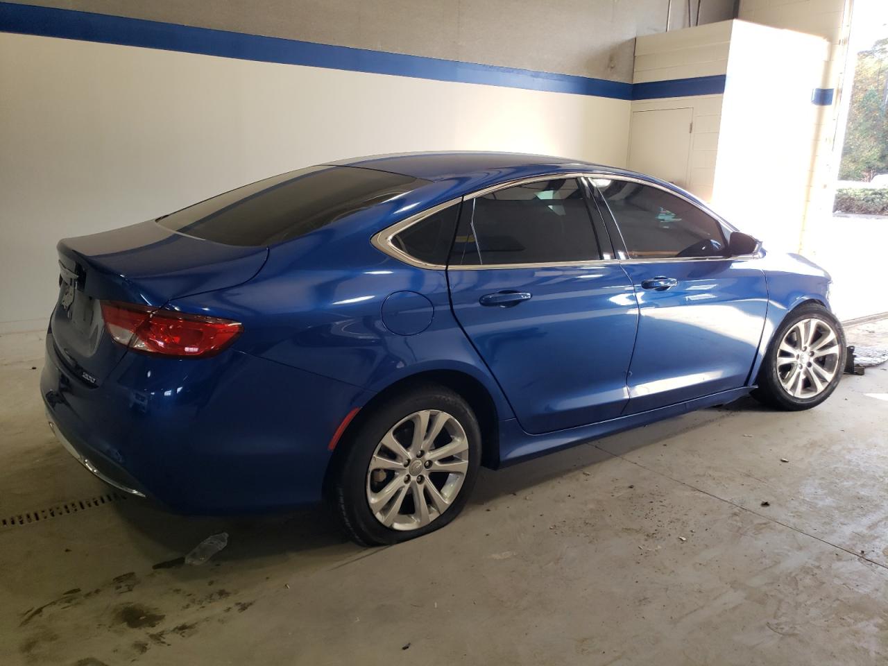 2015 Chrysler 200 - Image 3