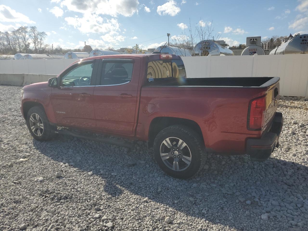 2016 Chevrolet Colorado - Image 2