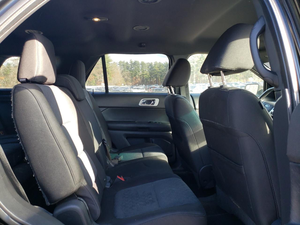 2011 Ford Explorer - Image 11
