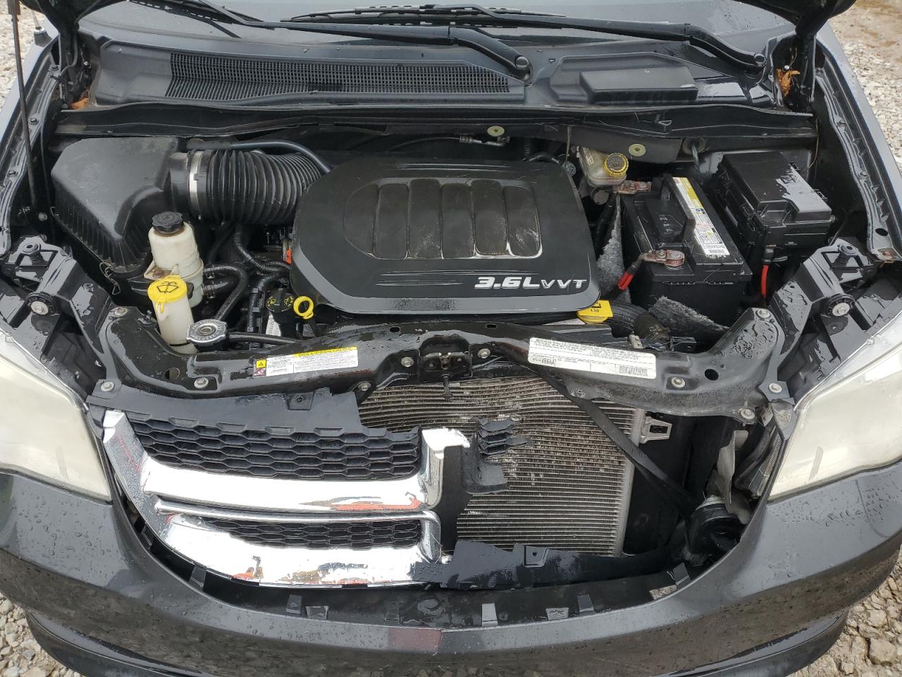 2012 Dodge Caravan - Image 12