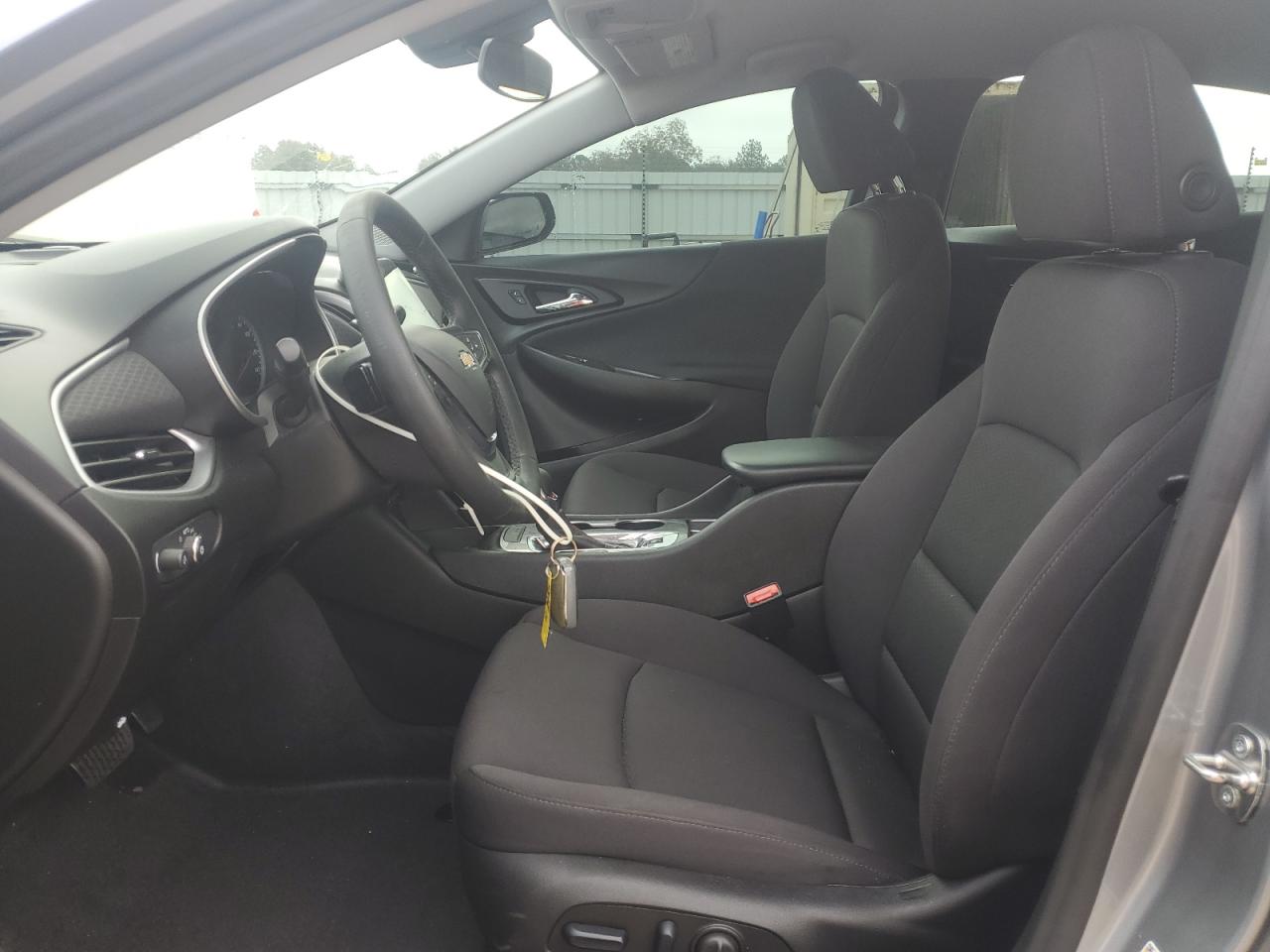 2023 Chevrolet Malibu - Image 7
