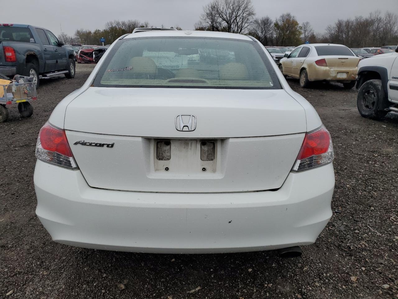 2010 Honda Accord - Image 6
